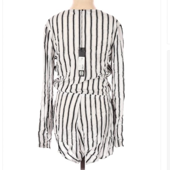 House Of Harlow 1960: Melrose Romper - Picture 6 of 6